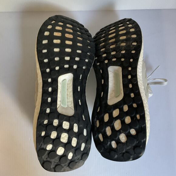 Adidas Ultra Boost 4.0 Ash Pearl Gray Women’s Size 7.5 – Running Sneakers - Picture 8 of 10